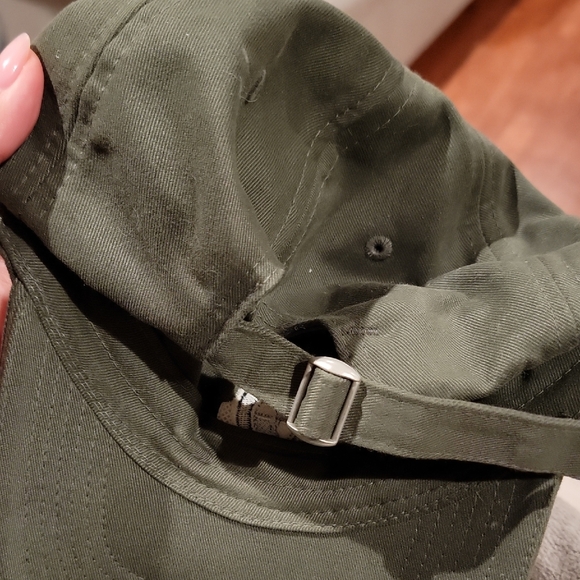 BMW Green Baseball Cap - Picture 3 of 4